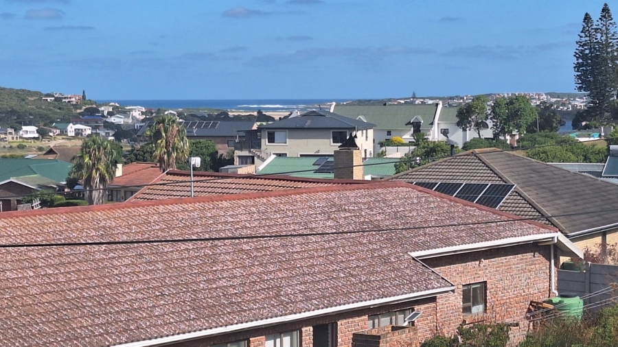 5 Bedroom Property for Sale in Stilbaai Wes Western Cape